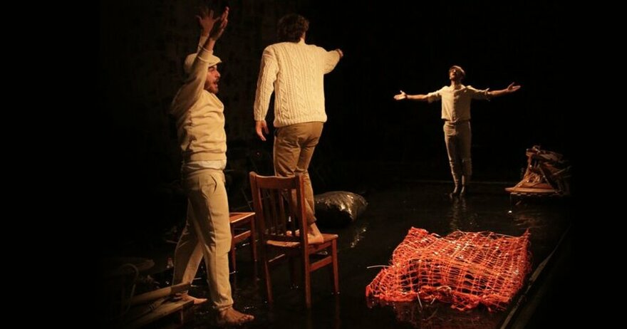 Crítica: Un enemic del poble - Teatre Gaudí Crítica: Un enemic del poble - Teatre Gaudí