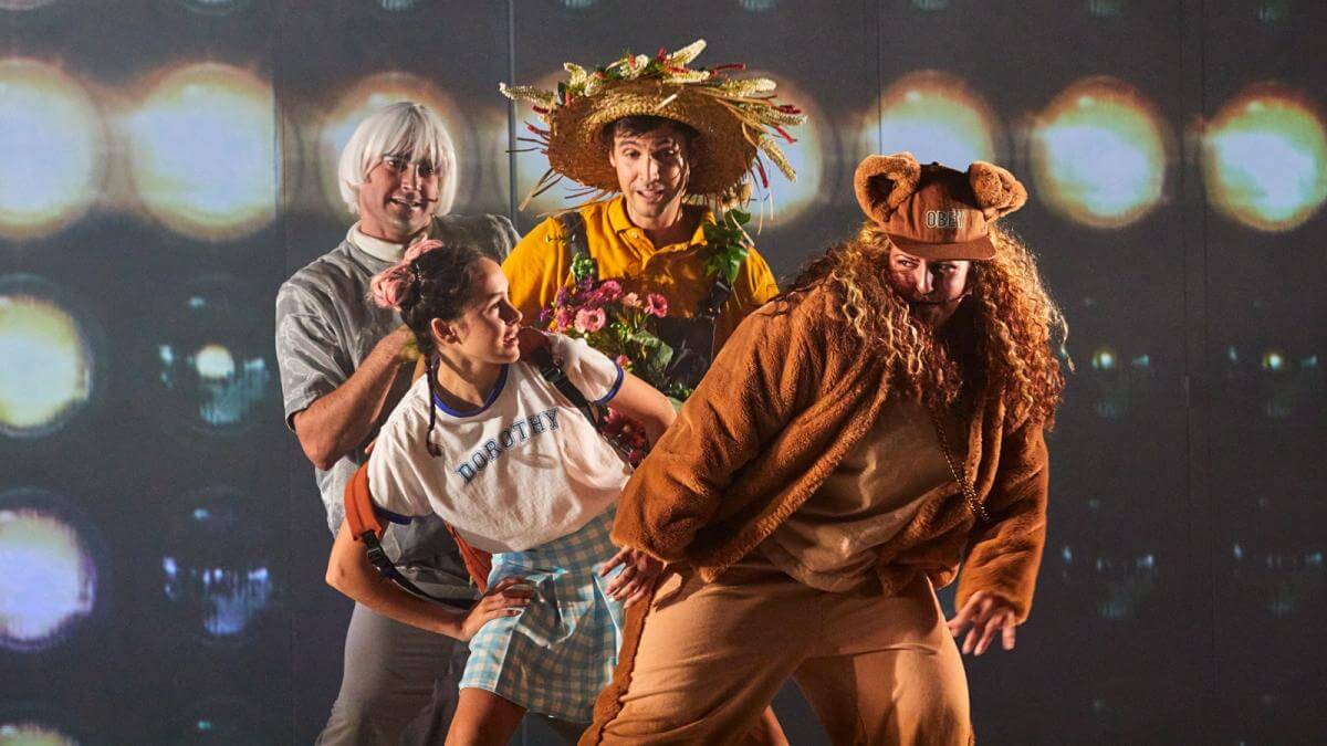 Crítica: El màgic d'Oz, al Teatre Condal Crítica: El màgic d'Oz, al Teatre Condal