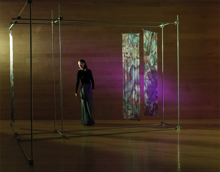 Crítica: Una niña es una cosa a medio formar -Sala Beckett