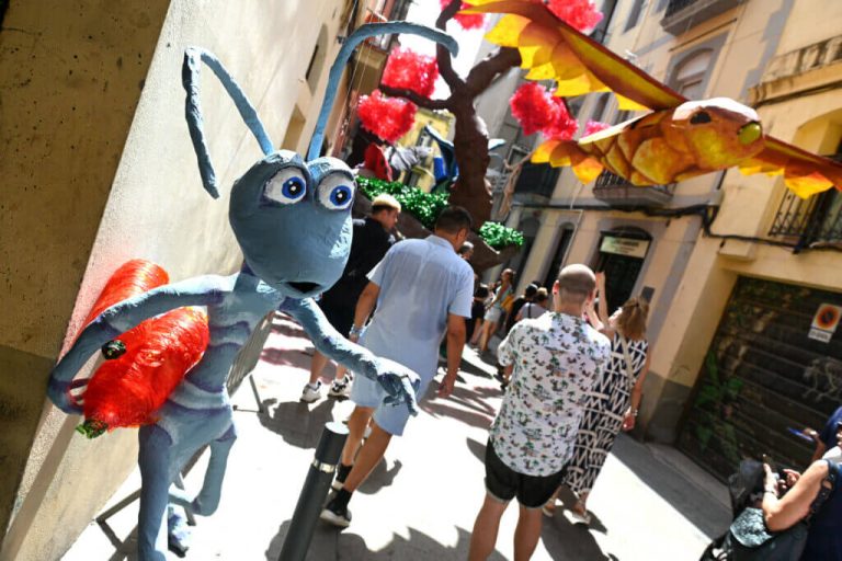 festes de gracia 2025 carrers decoracions 23 (1)